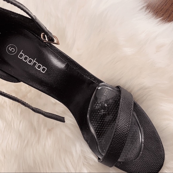 Boohoo Black strappy sandals - Picture 3 of 4